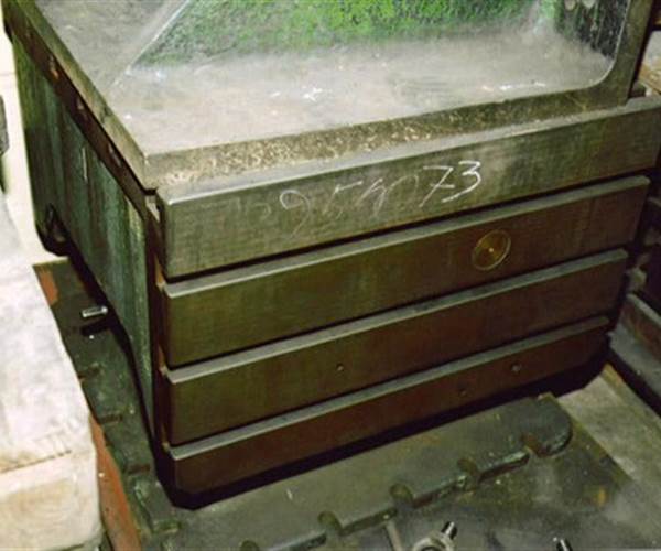 250073 WMW WEB tiltbart (Small).jpg
